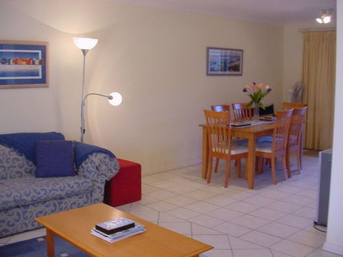 A Bay Beachcomber And Jervis Bays SeaChange - Port Augusta Accommodation 3